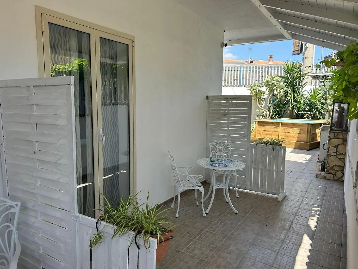 Room On The Beach Avola Bed & Breakfast