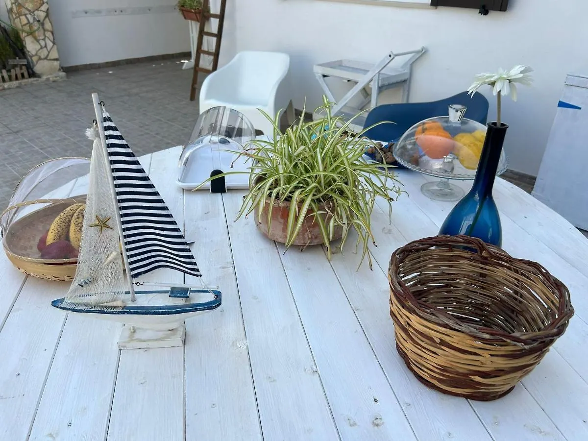 Bed & Breakfast Room On The Beach Avola