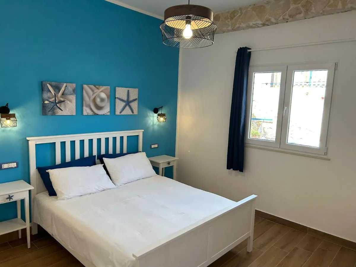 Room On The Beach Avola