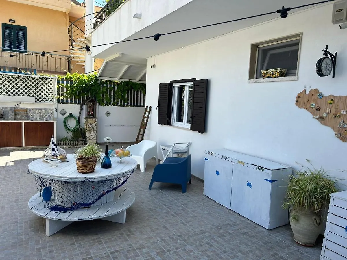 Bed & Breakfast Room On The Beach Avola Italy